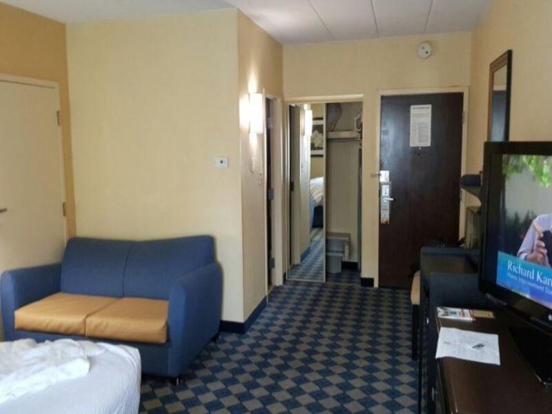Holiday Inn Columbus North I-270 Worthington Dış mekan fotoğraf