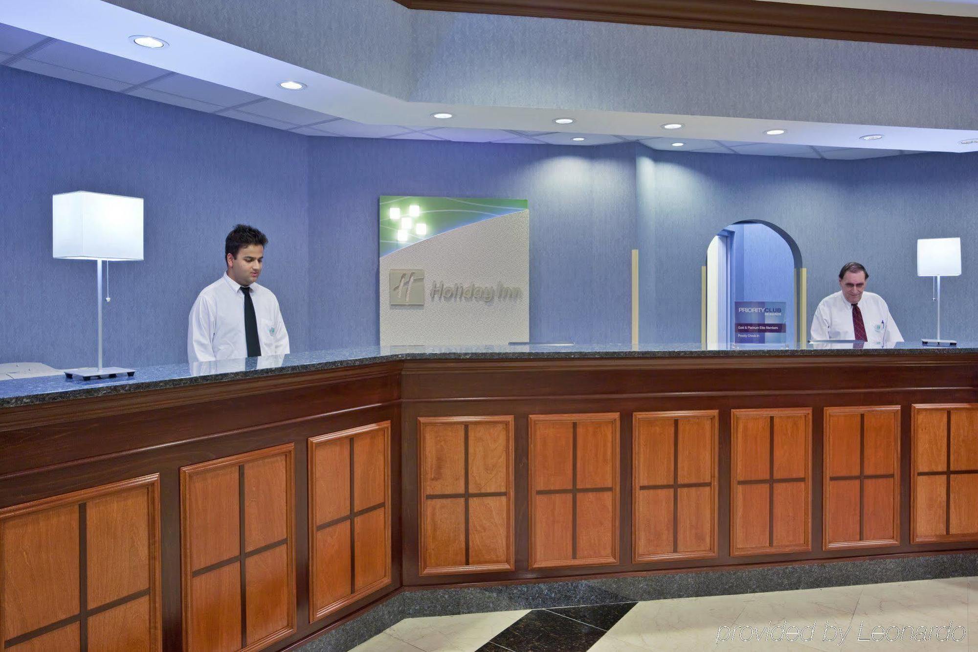 Holiday Inn Columbus North I-270 Worthington İç mekan fotoğraf